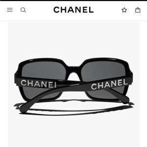 CHANEL SQUARE SUNGLASSES - Box, paperwork, case+cloth. Worn 2x like brand new